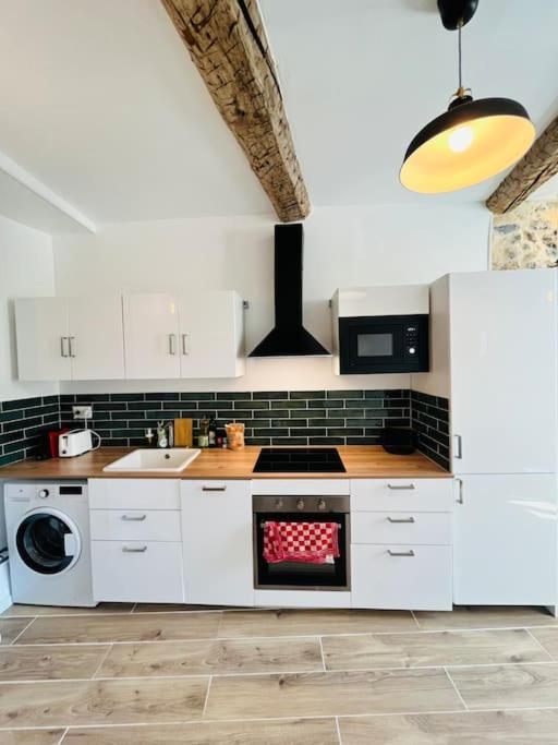 Superbe Appartement Au Coeur Du Mourillon Refais A Neuf Proche Des Plage Toulon Bagian luar foto