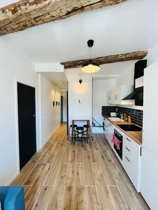 Superbe Appartement Au Coeur Du Mourillon Refais A Neuf Proche Des Plage Toulon Bagian luar foto